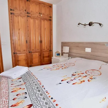 Isabel- Balcon Al Mar-